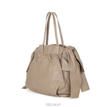 PRADA �̽����� �� ����� BN1760 ���ķ��� �׷��� �����̽�����  ����� BN1760 ���ķ��� �׷��� �����