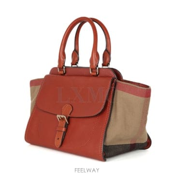 Burberry �̽����� �������� ����Ʈ �ֽ��� üũ �к긯 ��Ʈ ����� 39907601�̽����� ������ ����Ʈ �ֽ��� üũ �к긯 ��Ʈ ����� 