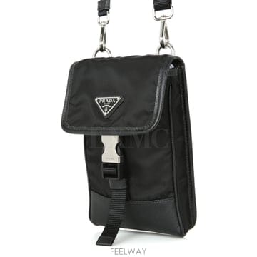 PRADA �̽����ڢ������ �ﰢ�ΰ� �����Ϸ� ���Ŀ�ġ ũ�ν��� 2ZH109 ���ڽ��̽���������� �ﰢ�ΰ� �����Ϸ� ���Ŀ�ġ ũ�ν��� 2ZH