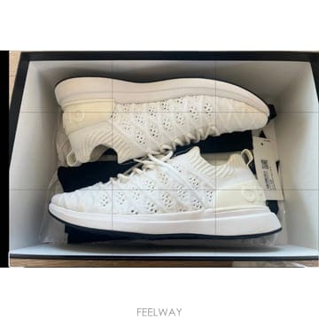CHANEL ���� CC �ΰ� �÷����� ȭ��Ʈ �轺 ����Ŀ�� 39��������� CC �ΰ� �÷����� ȭ��Ʈ �轺 ����Ŀ�� 39������