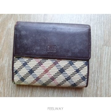 | Other Brand | ��ǰ] �ڽ�(DAKS LONDON) Ŭ���� üũ ������ ��������ǰ] �ڽ�(DAKS LONDON) Ŭ���� üũ ������ ������