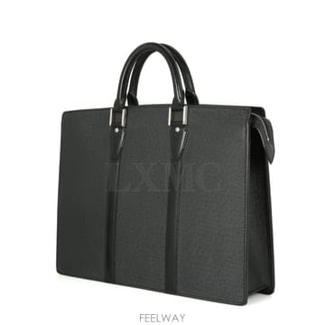 루이비통 타이가 로잔 블랙 브리프케이스