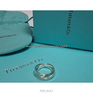 TIFFANY & Co (���� ���Ϲ߼�) Ƽ�Ĵ� �ǹ� ���Ͷ�ŷ  1837 ��Ŭ��(���� ���Ϲ߼�) Ƽ�Ĵ� �ǹ� ���Ͷ�ŷ  1837 ��Ŭ��