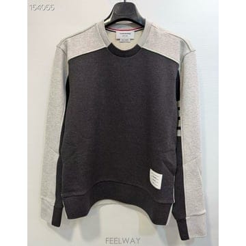 Thom Browne 26FW ����� ���� 4�� ������ Ƽ����26FW ����� ���� 4�� ������ Ƽ����
