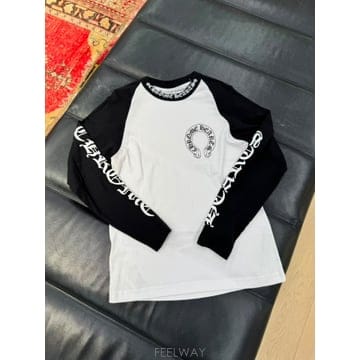 Chrome Hearts 26FW ũ������ ������ �ս����� Ƽ����26FW ũ������ ������ �ս����� Ƽ����