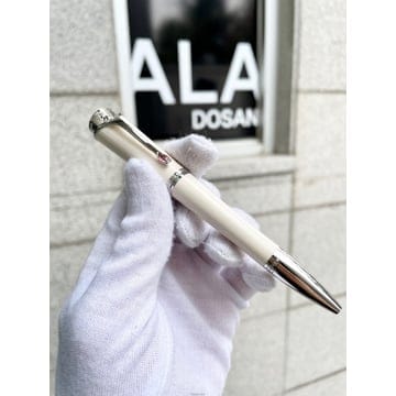 Montblanc ���� *ALA* ������ �׷��̽� �̸� ���̺��� ����� ����Ǵ��� *ALA* ������ �׷��̽� �̸� ���̺��� ����� �����