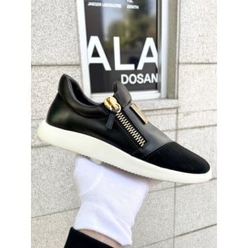 당일 *ALA* 쥬세페 자노티 금장 블랙 41사이즈 입고