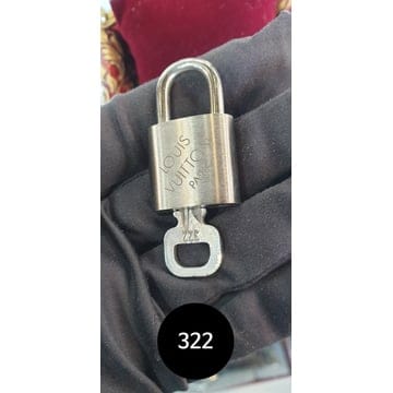 Louis Vuitton [Ư������] ���̺��� �е��(����,�ڹ���)���� �ñ״�ó ����ȿ���� #322[Ư������] ���̺��� �е��(����,�ڹ���)���� �ñ״�ó 