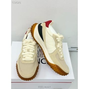 Moncler 26FW ��Ŭ���� ��Ƽ Ʈ�� ����Ŀ��26FW ��Ŭ���� ��Ƽ Ʈ�� ����Ŀ��