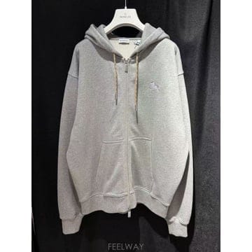 Burberry 26FW ������ �ĵ� ���� ����26FW ������ �ĵ� ���� ����