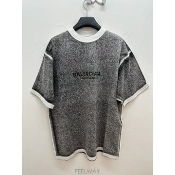 Balenciaga 26FW �߷��þư� �ΰ� ������ Ƽ����26FW �߷��þư� �ΰ� ������ Ƽ����