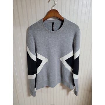 Neil Barrett �ҹٷ� ���� ������ ������Ʈ�� �׿����� ���� Ƽ���� �׷��� [S]�ҹٷ� ���� ������ ������Ʈ�� �׿����� ���� Ƽ���� ��