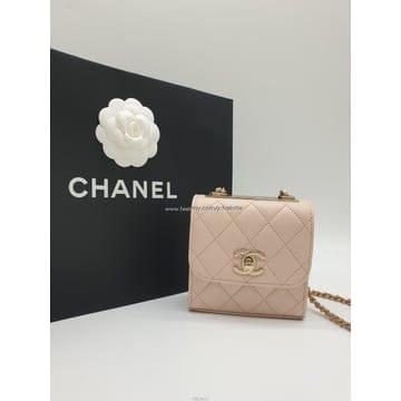 CHANEL ���� Ʈ����CC �̴� ü�� ũ�ν��� ����Ų ��ũ������ ���� A81633���� Ʈ����CC �̴� ü�� ũ�ν��� ����Ų ��ũ������ ��