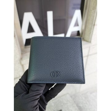 DIOR ���� *ALA*  ��� �ȹ�  CD �ΰ� ���� �������� *ALA*  ��� �ȹ�  CD �ΰ� ���� ����