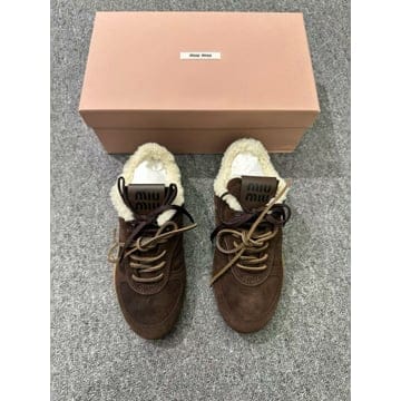 Miu Miu 26FW �̿�̿� �� ����Ŀ��26FW �̿�̿� �� ����Ŀ��