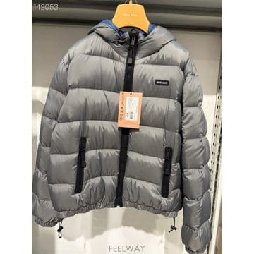 Miu Miu 26FW �̿�̿� �ĵ� �е� ����26FW �̿�̿� �ĵ� �е� ����