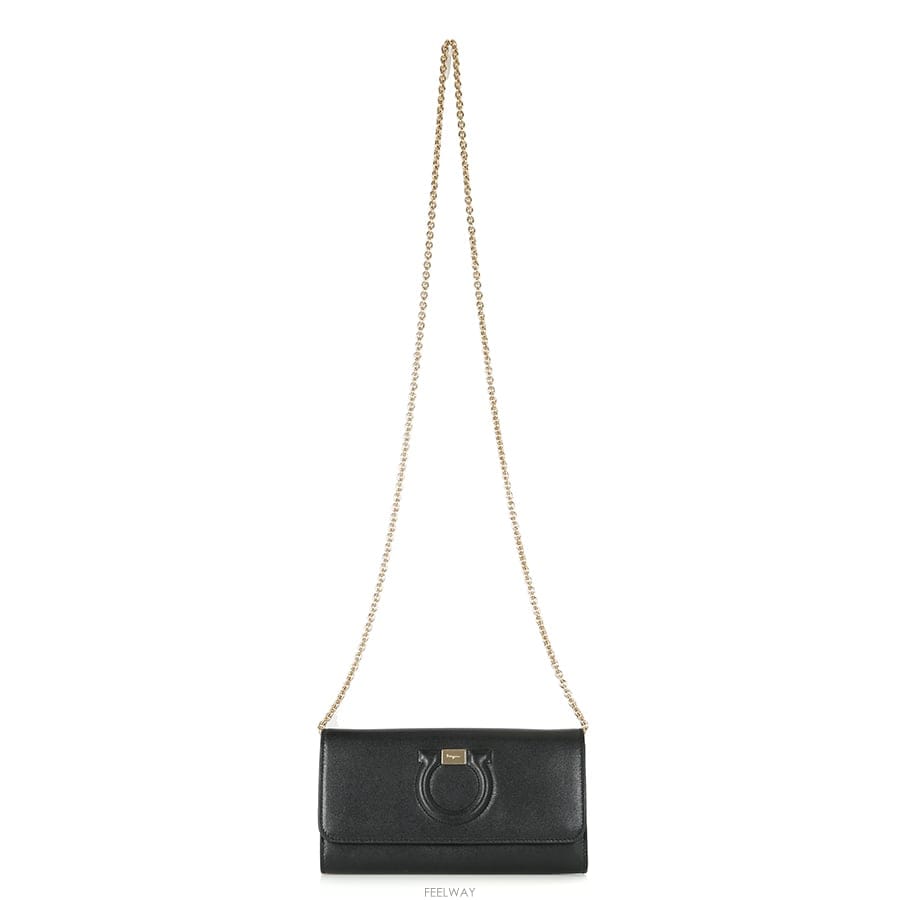 Ferragamo ��󰡸� 22D292 ��ġ�� �ΰ� �̴� ü�� ũ�ν��� WOC��󰡸� 22D292 ��ġ�� �ΰ� �̴� ü�� ũ�ν��� WOC