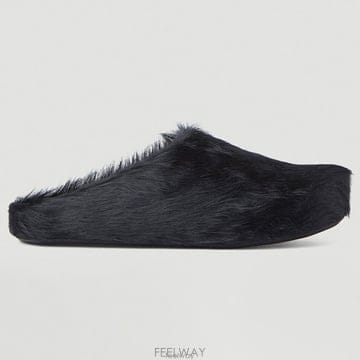 26 FW 마르니 퍼스벳 Fussbett 롱 헤어 카프스킨 슬리퍼 블랙 SBMR000600 P4122 00N99