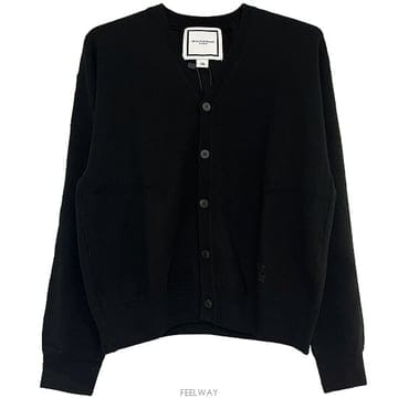[우영미] W233KN03504B 자수패치 브이넥가디건블랙