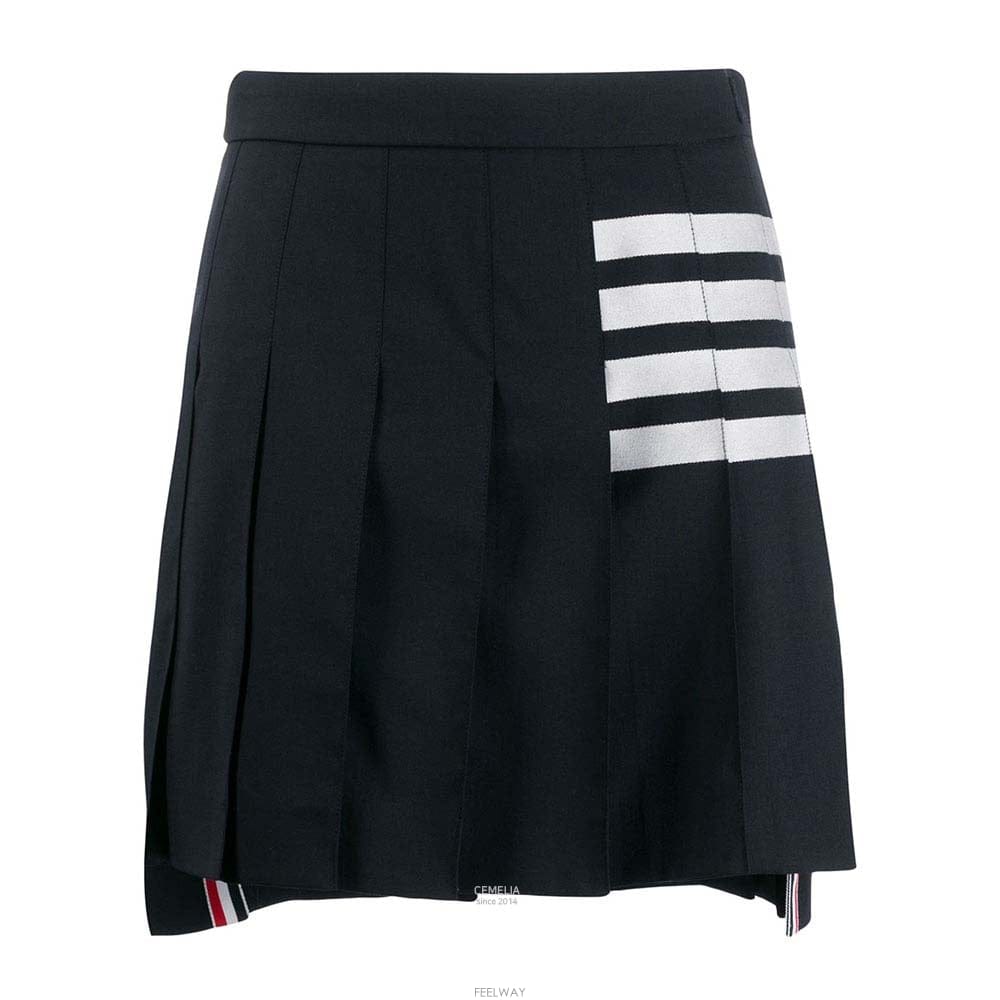 Thom Browne 26FW ����� 4�� ��ӹ� �ø��� �̴� ��ĿƮ ���̺� FGC402V 06146 41526FW ����� 4�� ��ӹ� �ø��� �̴� ��ĿƮ ���̺� FGC