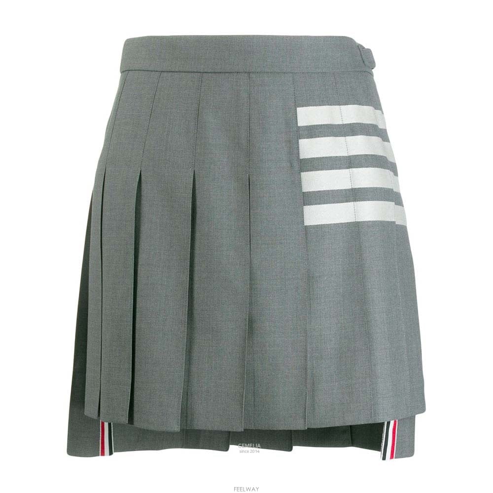 Thom Browne 26FW ����� 4�� ��ӹ� �ø��� �̴� ��ĿƮ �̵�׷��� FGC402V 06146 03526FW ����� 4�� ��ӹ� �ø��� �̴� ��ĿƮ �̵�׷���