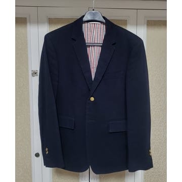 Thom Browne ����� ���̺� ���� ��ư ��ư ������������� ���̺� ���� ��ư ��ư ��������