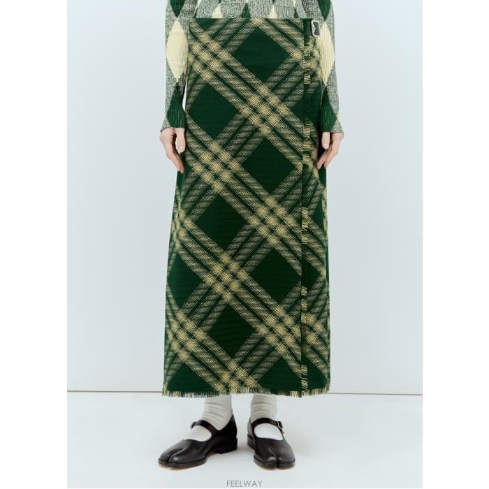 버버리 체크 프레이드 엣지 미디 스커트