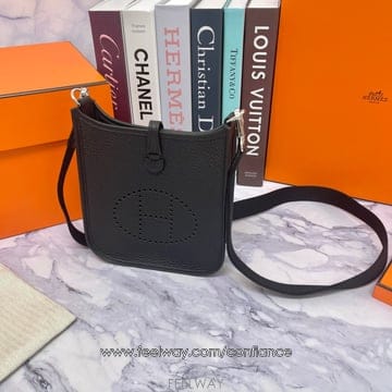 HERMES �����޽� ������ �̴� 16 Ŭ������ ���� H069426CKAV�����޽� ������ �̴� 16 Ŭ������ ���� H069426CKAV