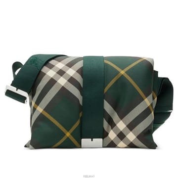 Burberry [�񿣺��ǰ��] BURBERRY ������ ���� �ʷο� ũ�ν���[�񿣺��ǰ��] BURBERRY ������ ���� �ʷο� ũ�ν���