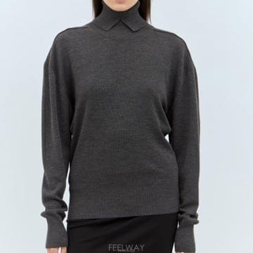 26 FW 버버리 스플릿 터틀넥 라인 울 스웨터 챠콜 8095113 A1391