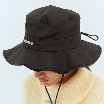 26 FW 자크뮈스 아티초크 Le Bob Artichaut 스트랩 22EACU00002AE00014 990