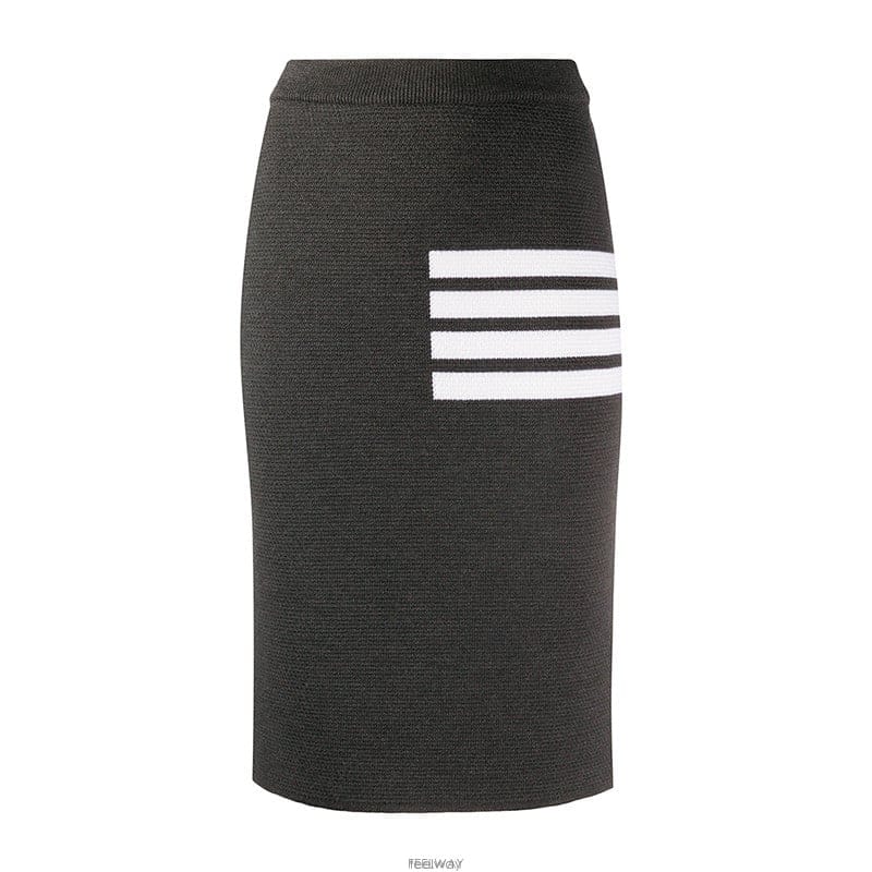 Thom Browne ����� 4�� ��Ʈ������ ��ĿƮ �׷��� FKK061A 00014 025����� 4�� ��Ʈ������ ��ĿƮ �׷��� FKK061A 00014 02