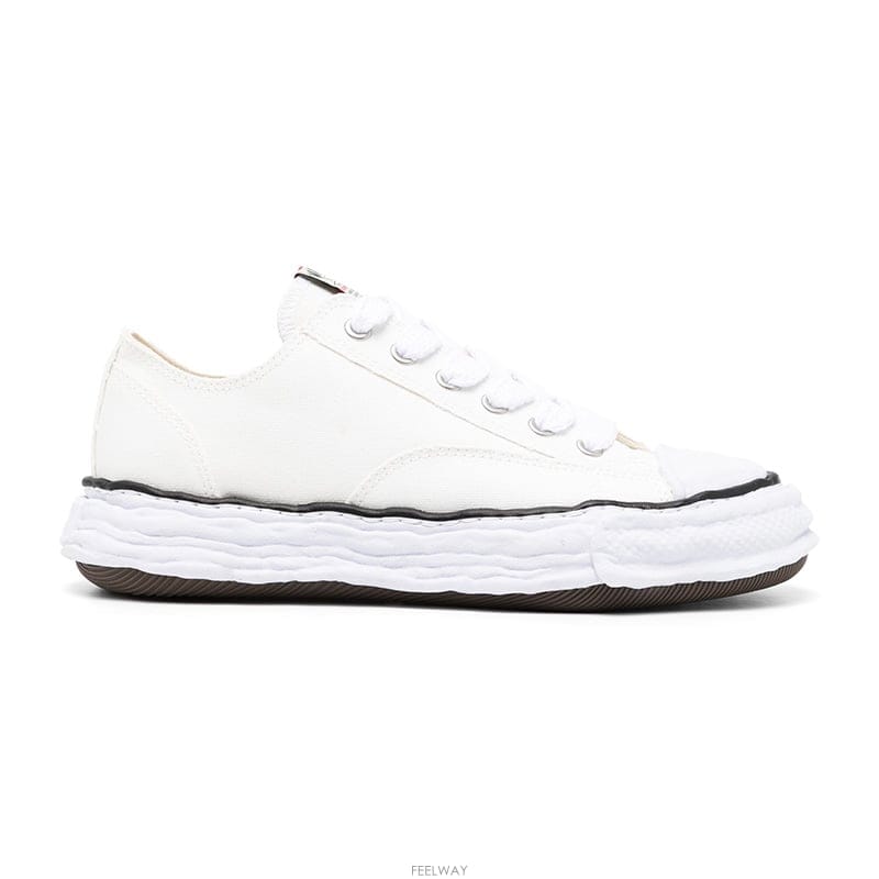 26SS 미하라야스히로 피터슨 로우탑 스니커즈 A11FW702 WHITE