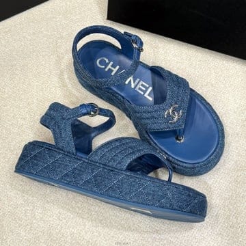 CHANEL [����] ��ǰ/�ι躸��/���� �÷���/���� ���� CC �ΰ� ���� ����[����] ��ǰ/�ι躸��/���� �÷���/���� ���� CC �ΰ� ��