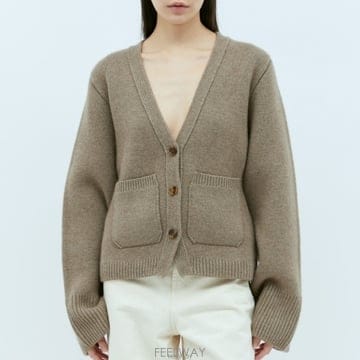 26 FW 케이트 Scarlet 스칼렛 포켓 패치 캐시미어 가디건 베이지 8267600 216