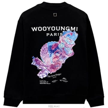 [우영미] 3D 코랄 백로고 라운드 맨투맨 블랙 남성 맨투맨 W251TS25723B / T