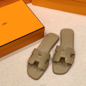 [국내] 정품/두배보상/여성/에르메스 오란 샌들/카프스킨 카키 베이지