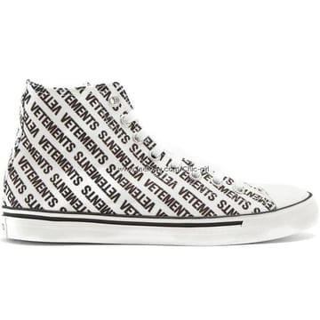 Vetements (35) ��Ʈ�� �Ż� ���� �ΰ� ȭ��Ʈ ������ ����ž ����Ŀ��(35) ��Ʈ�� �Ż� ���� �ΰ� ȭ��Ʈ ������ ����ž ����Ŀ