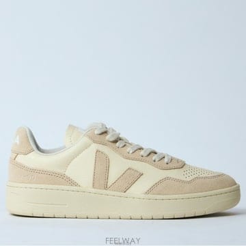 26 FW 베자 V 90 시그니처 패치 퍼포레이티드 판넬 레더 스니커즈 아이보리베이지 VD2