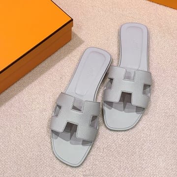 [국내] 정품/두배보상/여성/에르메스 오란 샌들/카프스킨 파스텔 블루