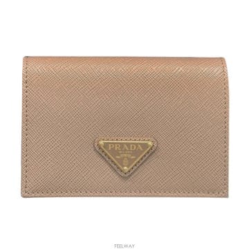 PRADA ���� �����丮 25SS ����� �ﰢ �ΰ� ���ǾƳ� ���� ������ �Ŀ�� ��ũ 1MV021 QHH F0236���� �����丮 25SS ����� �ﰢ �ΰ� ���ǾƳ� ���� ����