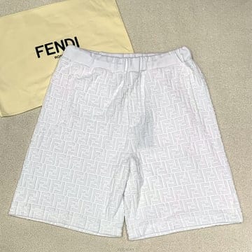 FENDI [����] ��ǰ/�ι躸��/����/��� �ݹ���/��� FF �׸� ��ư ���� ȭ��Ʈ[����] ��ǰ/�ι躸��/����/��� �ݹ���/��� FF �׸� ��