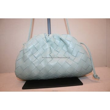 Bottega Veneta Bottega Beneta���װ�����Ÿ ��Ʈ��ġ���� �Ŀ�ġ �̴� ��� ũ�ν��� �̻��Bottega Beneta���װ�����Ÿ ��Ʈ��ġ���� �Ŀ�ġ �̴� ��