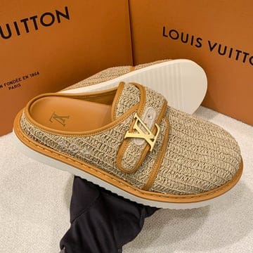 Louis Vuitton [����] ��ǰ/�ι躸��/����/25SS/�ֽŻ�/���̺��� ���� LV ���� �� ���Ǿ� ������[����] ��ǰ/�ι躸��/����/25SS/�ֽŻ�/���̺��� ���� LV