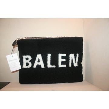 Balenciaga [Ÿ����]Balenciaga  �߷��þư� �þ �Ŀ�ġ Ŭ��ġ ����ǰ [������Ϲ��][Ÿ����]Balenciaga  �߷��þư� �þ �Ŀ�ġ Ŭ��ġ ��