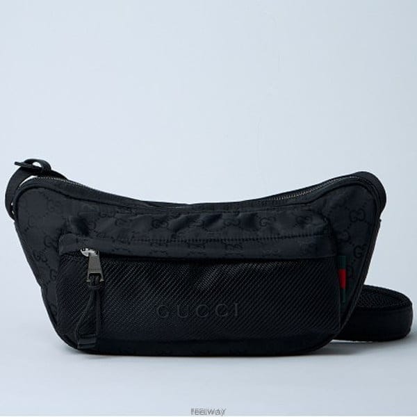 26 FW 구찌 Large Nexus 라지 렉서스 모노그램 모티프 테크 크로스백 블랙 838929 FAD
