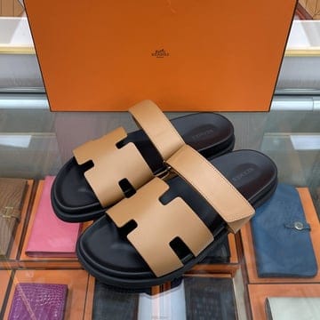 더럭스*당일*에르메스 시프레 남성 샌들 슬리퍼 골드 H222000