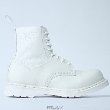 26 FW MM6 마르지엘라 X 닥터마틴 1460 스무스 레더 워커 부츠 화이트 S66WU0128 P700