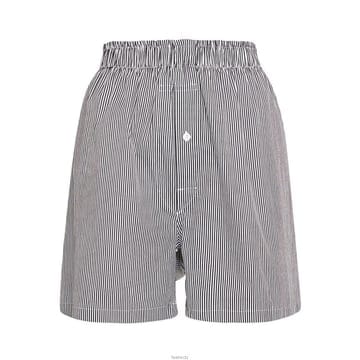 25FW 백 스티치 로고 숏 팬츠 S50MU0071 STZ130 961