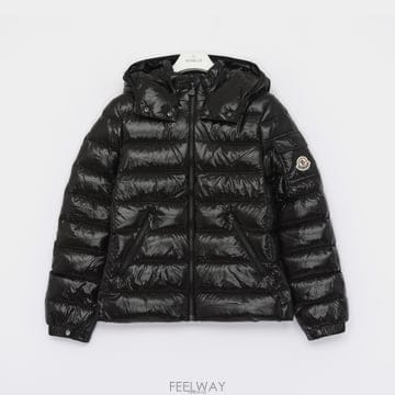 몽클레어키즈 26FW 바디 패치로고 후드 패딩 여아 자켓 1A52710 68950 999 BADY/10A